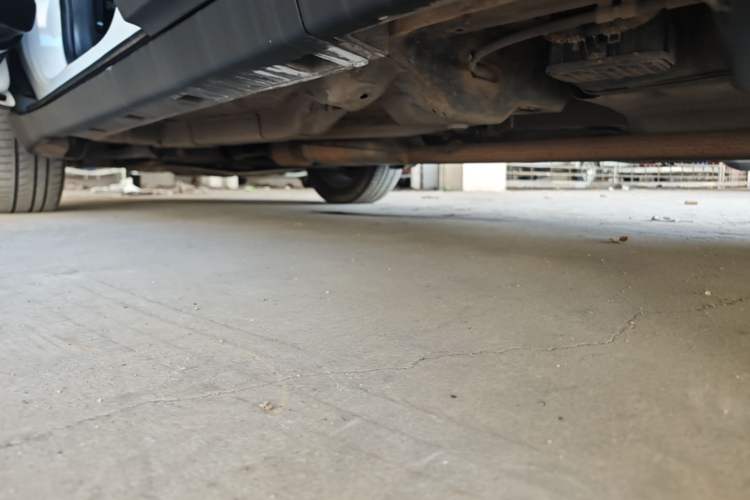 Used Buick Encore 2017 18T Automatic Two-Wheel Drive Urban Leading Model Left Side Sill