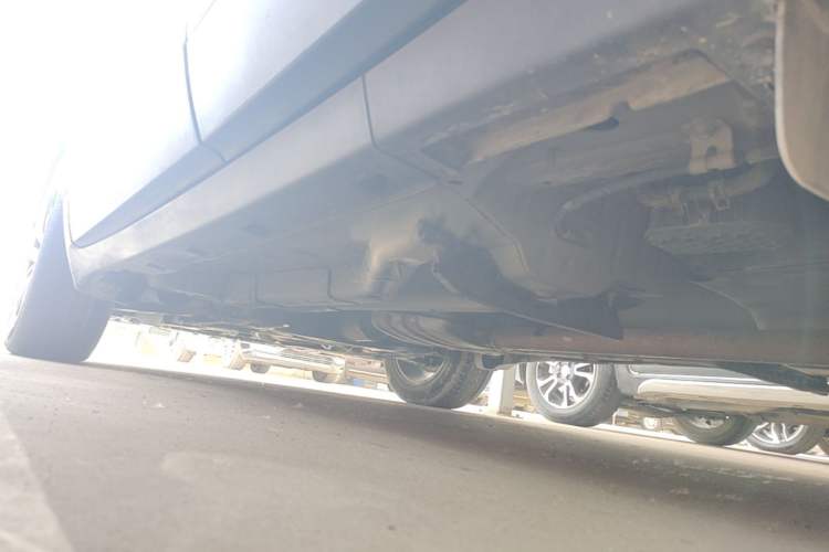 Used Buick Encore 2017 18T Automatic Two-Wheel Drive Urban Leading Model Left Side Sill
