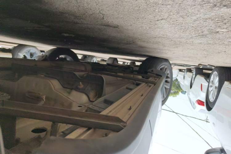 Used Buick Encore 2017 18T Automatic Two-Wheel Drive Urban Leading Model Left Side Sill