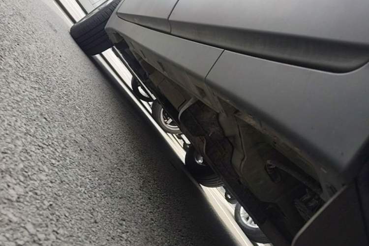 Used Buick Encore 2017 18T Automatic Two-Wheel Drive Urban Leading Model Left Side Sill