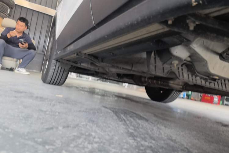 Used Buick Encore 2017 18T Automatic Two-Wheel Drive Urban Leading Model Left Side Sill