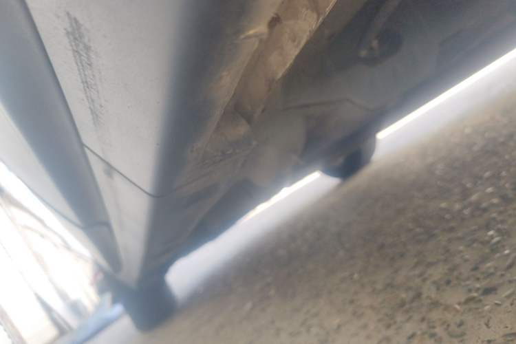 Used Buick Encore 2017 18T Automatic Two-Wheel Drive Urban Leading Model Left Side Sill