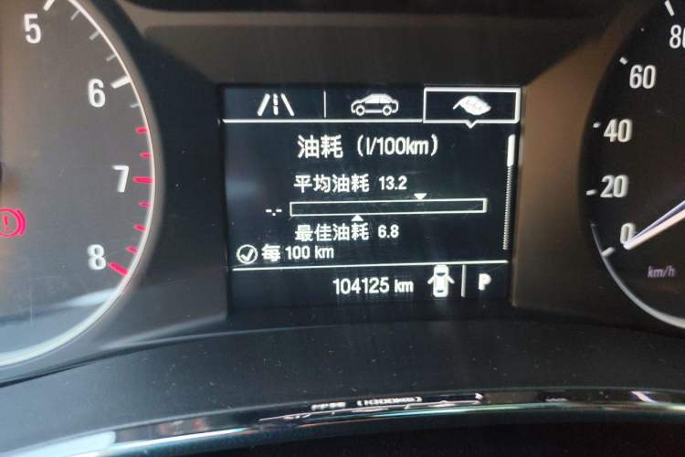 Used Buick Encore 2017 18T Automatic Two-Wheel Drive Urban Leading Model Odometer Close Up