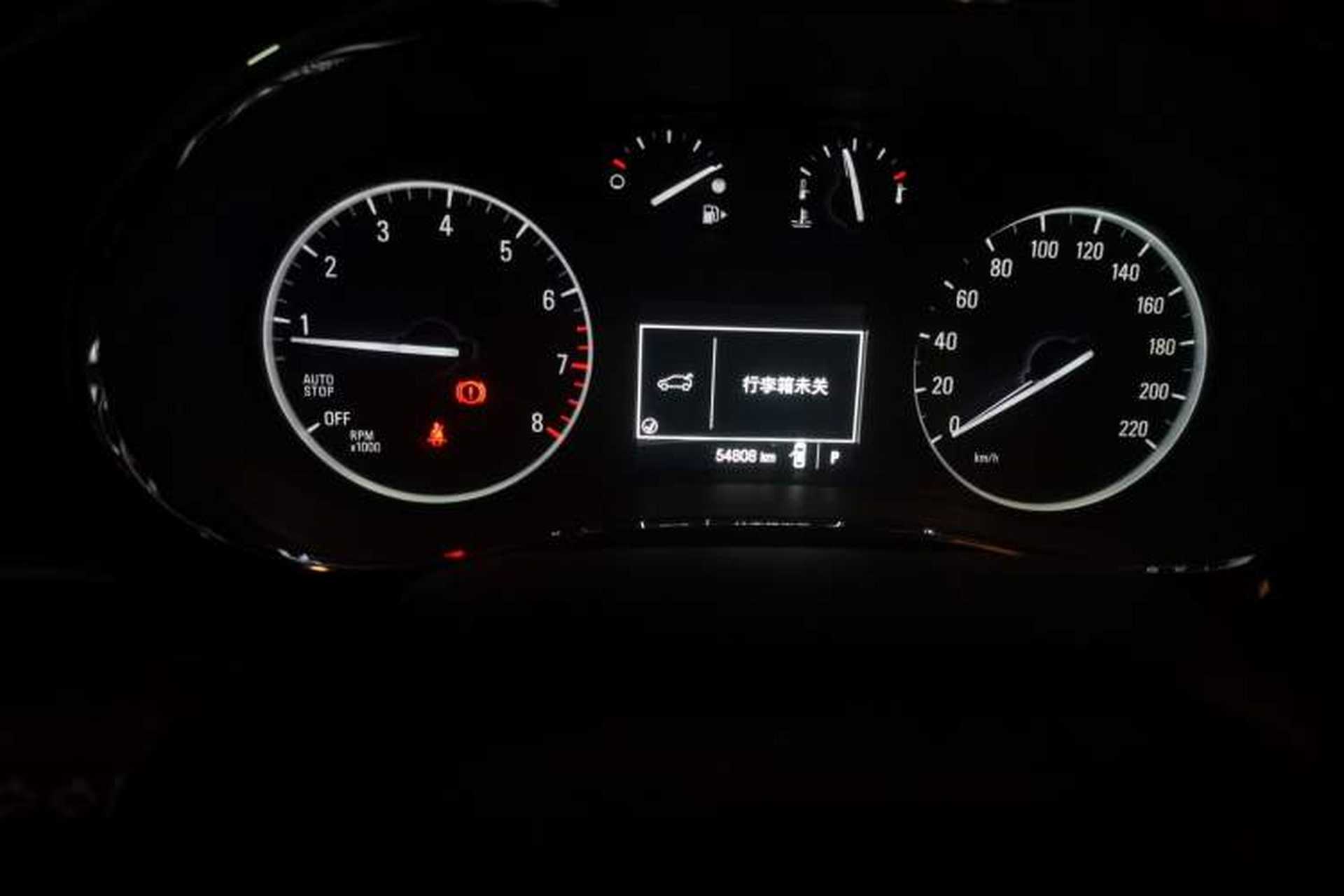 Used Buick Encore 2017 18T Automatic Two-Wheel Drive Urban Fashion Model Odometer Close Up
