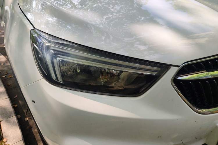 Used Buick Encore 2017 18T Automatic Two-Wheel Drive Urban Leading Model Right Front Headlight