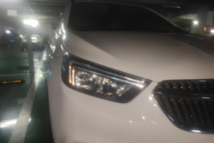 Used Buick Encore 2017 18T Automatic Two-Wheel Drive Urban Leading Model Right Front Headlight