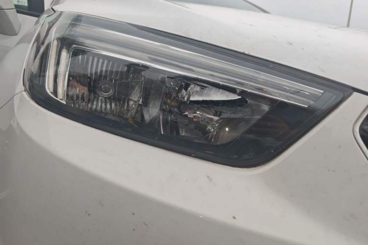 Used Buick Encore 2017 18T Automatic Two-Wheel Drive Urban Leading Model Right Front Headlight