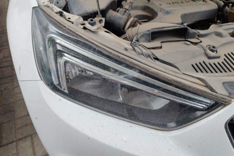 Used Buick Encore 2017 18T Automatic Two-Wheel Drive Urban Leading Model Right Front Headlight