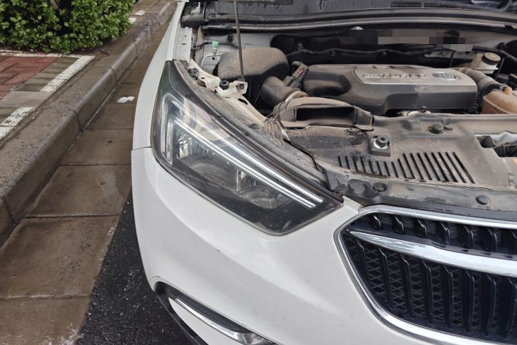 Used Buick Encore 2017 18T Automatic Two-Wheel Drive Urban Leading Model Right Front Headlight