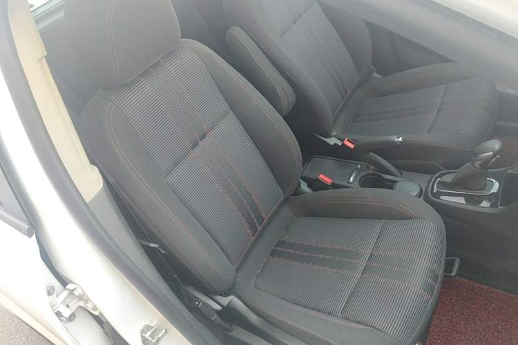 Used Buick Encore 2017 18T Automatic Two-Wheel Drive Urban Leading Model Right Front Seat