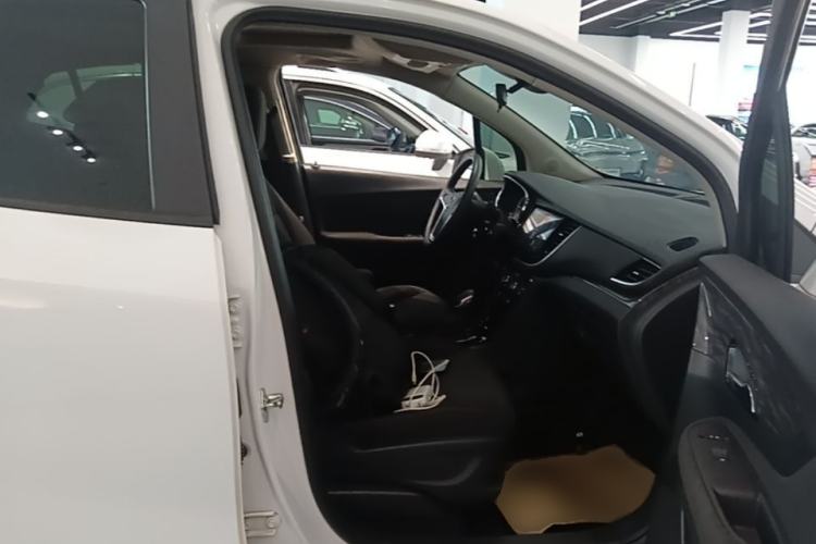Used Buick Encore 2017 18T Automatic Two-Wheel Drive Urban Leading Model Right Front Seat