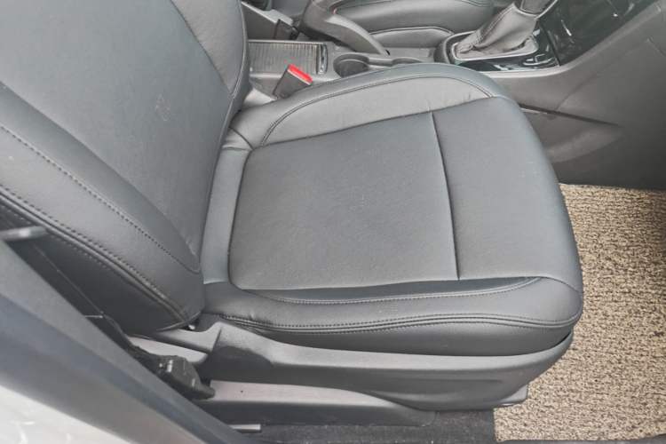 Used Buick Encore 2017 18T Automatic Two-Wheel Drive Urban Leading Model Right Front Seat