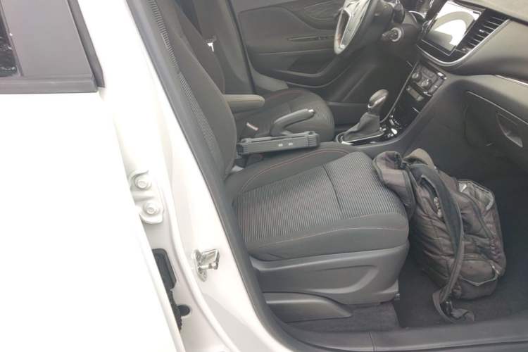Used Buick Encore 2017 18T Automatic Two-Wheel Drive Urban Leading Model Right Front Seat