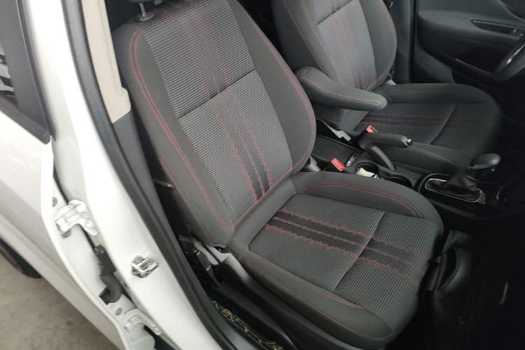 Used Buick Encore 2017 18T Automatic Two-Wheel Drive Urban Leading Model Right Front Seat