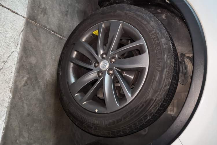 Used Buick Encore 2017 18T Automatic Two-Wheel Drive Urban Leading Model Right Front Wheel Hub