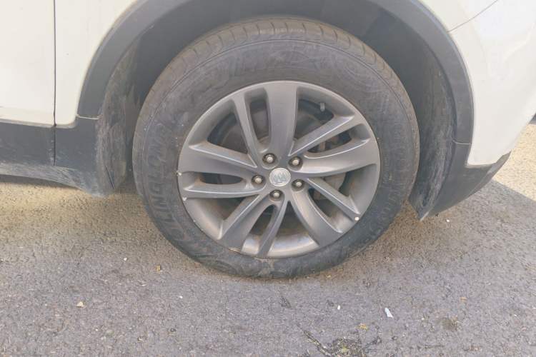 Used Buick Encore 2017 18T Automatic Two-Wheel Drive Urban Leading Model Right Front Wheel Hub