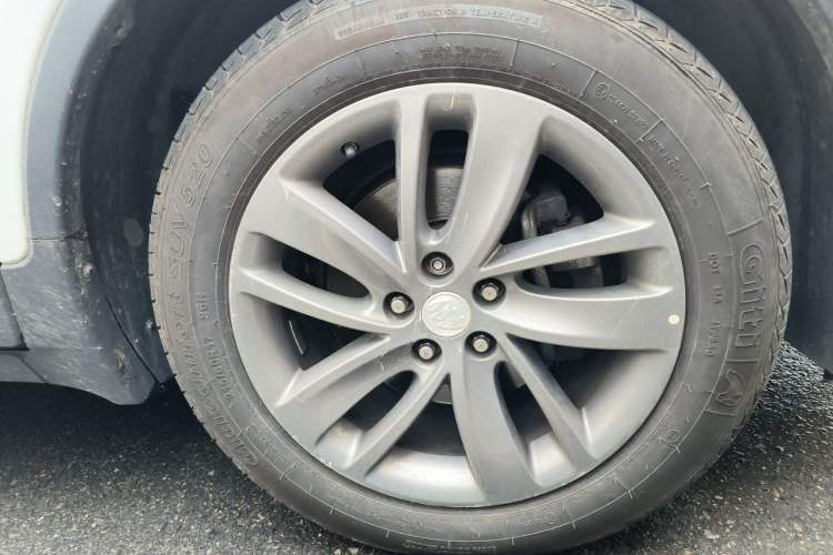 Used Buick Encore 2017 18T Automatic Two-Wheel Drive Urban Leading Model Right Front Wheel Hub