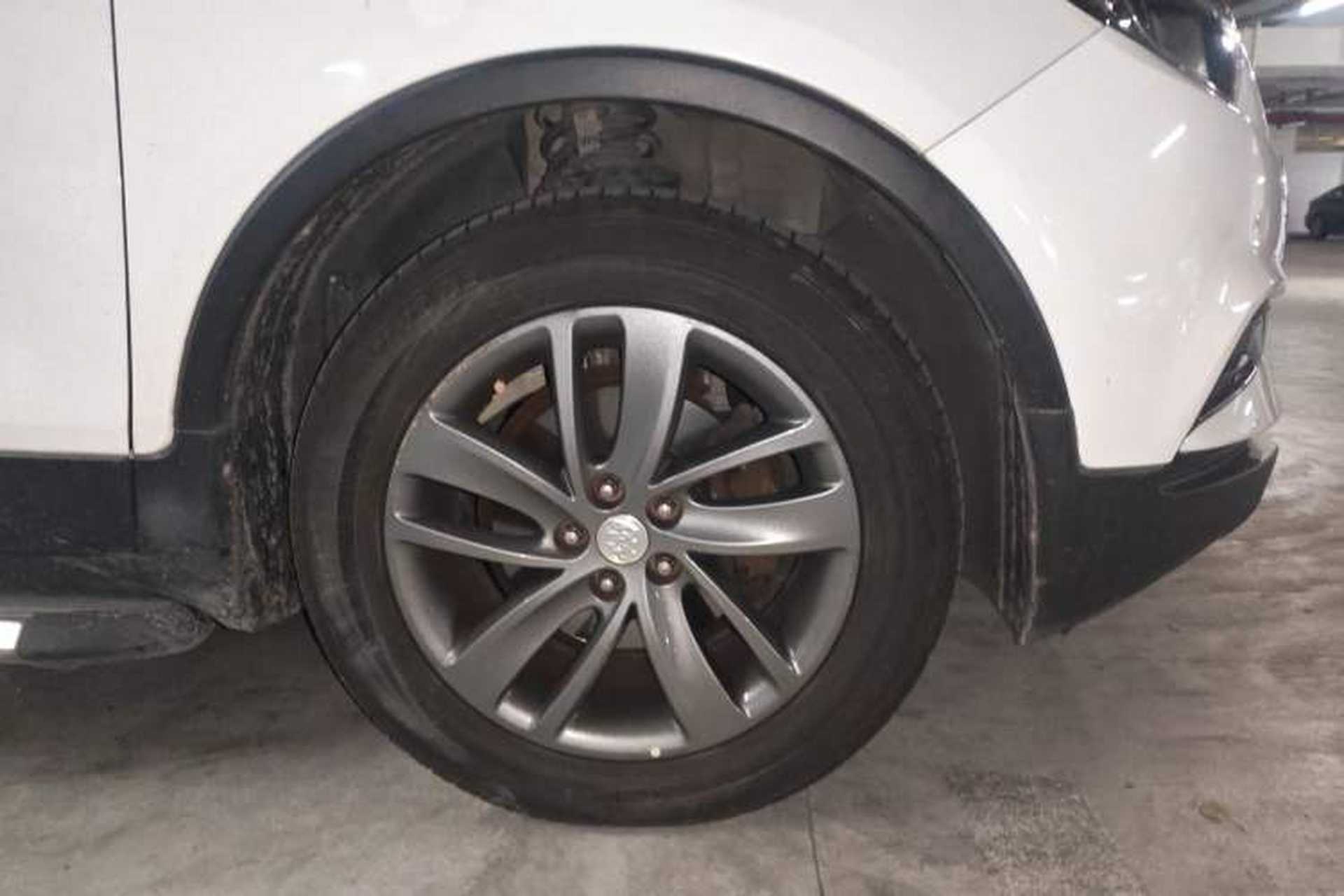 Used Buick Encore 2017 18T Automatic Two-Wheel Drive Urban Leading Model Right Front Wheel Hub
