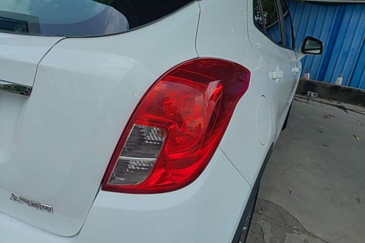 Used Buick Encore 2017 18T Automatic Two-Wheel Drive Urban Leading Model Right Rear Taillight