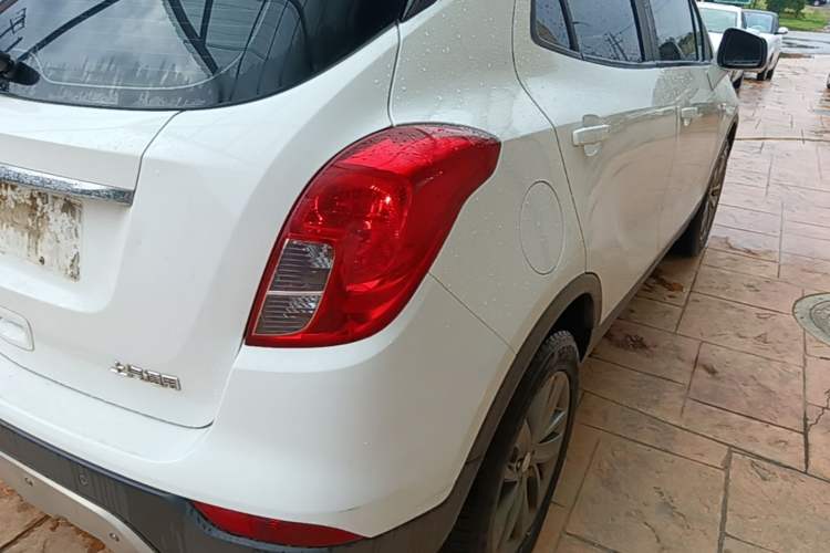 Used Buick Encore 2017 18T Automatic Two-Wheel Drive Urban Leading Model Right Rear Taillight