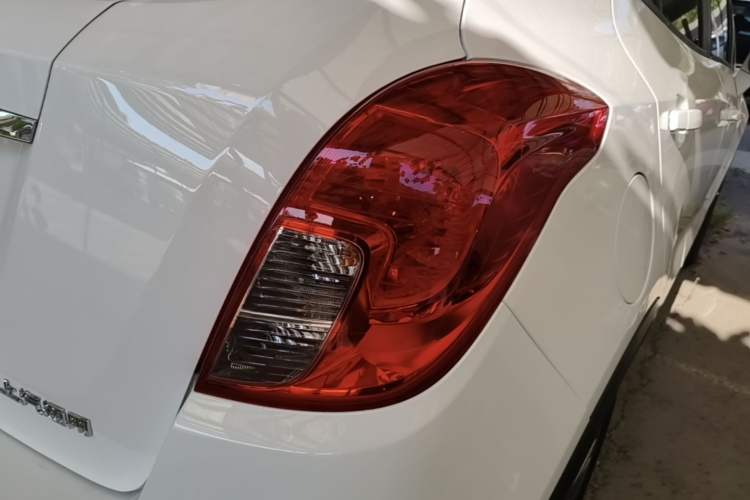 Used Buick Encore 2017 18T Automatic Two-Wheel Drive Urban Leading Model Right Rear Taillight