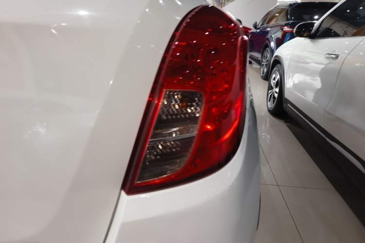 Used Buick Encore 2017 18T Automatic Two-Wheel Drive Urban Leading Model Right Rear Taillight