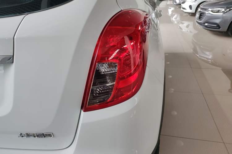 Used Buick Encore 2017 18T Automatic Two-Wheel Drive Urban Leading Model Right Rear Taillight