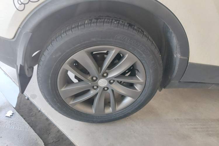 Used Buick Encore 2017 18T Automatic Two-Wheel Drive Urban Leading Model Right Rear Wheel Hub