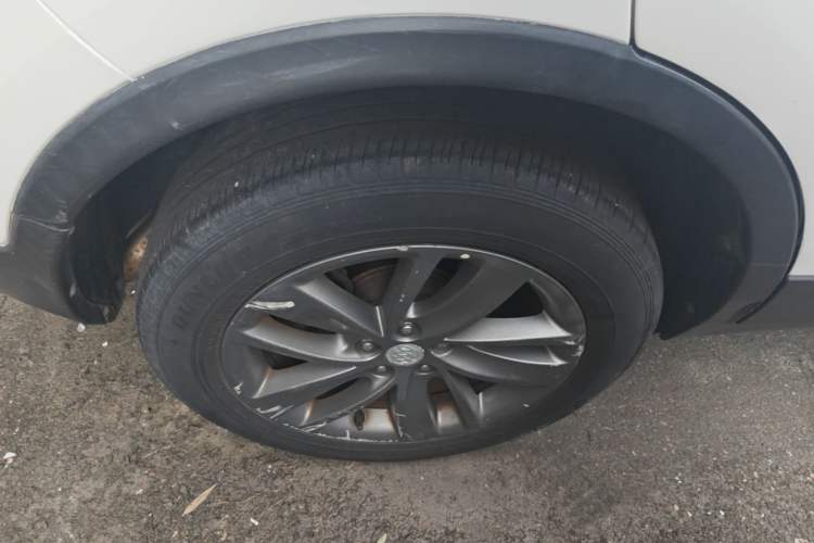 Used Buick Encore 2017 18T Automatic Two-Wheel Drive Urban Leading Model Right Rear Wheel Hub
