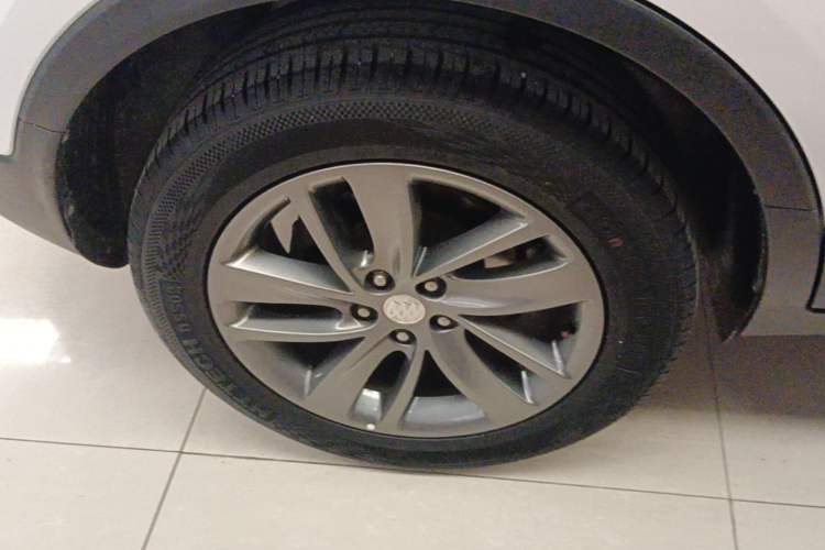 Used Buick Encore 2017 18T Automatic Two-Wheel Drive Urban Leading Model Right Rear Wheel Hub