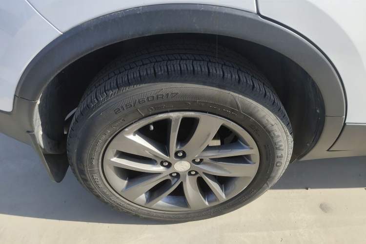 Used Buick Encore 2017 18T Automatic Two-Wheel Drive Urban Leading Model Right Rear Wheel Hub