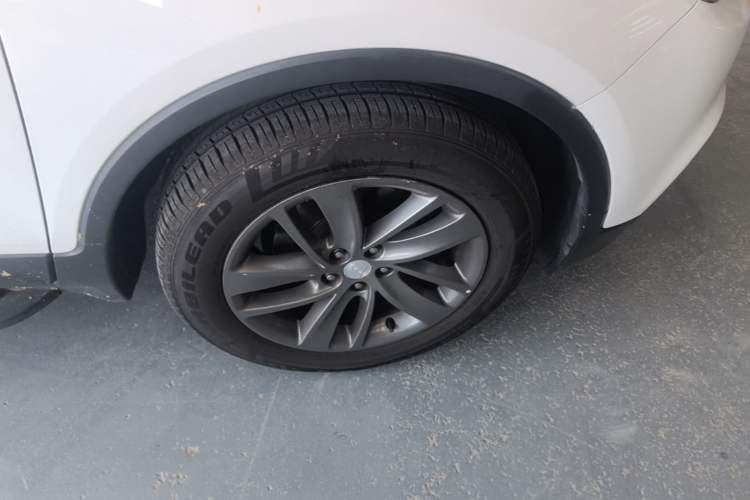 Used Buick Encore 2017 18T Automatic Two-Wheel Drive Urban Leading Model Right Rear Wheel Hub
