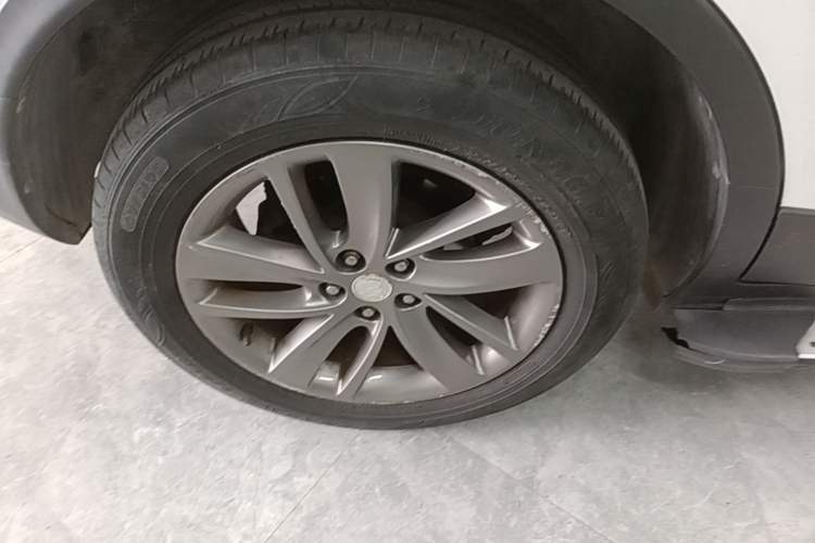 Used Buick Encore 2017 18T Automatic Two-Wheel Drive Urban Leading Model Right Rear Wheel Hub