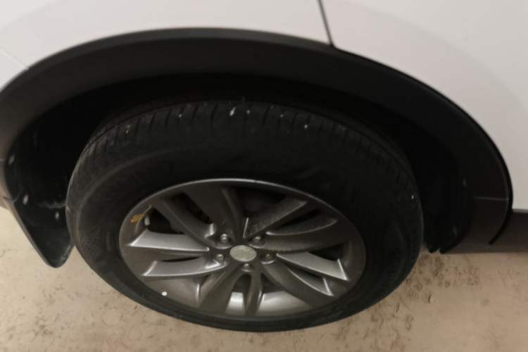 Used Buick Encore 2017 18T Automatic Two-Wheel Drive Urban Leading Model Right Rear Wheel Hub