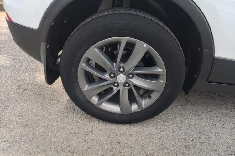 Used Buick Encore 2017 18T Automatic Two-Wheel Drive Urban Leading Model Right Rear Wheel Hub