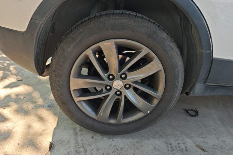 Used Buick Encore 2017 18T Automatic Two-Wheel Drive Urban Leading Model Right Rear Wheel Hub