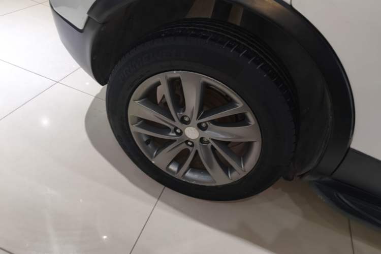 Used Buick Encore 2017 18T Automatic Two-Wheel Drive Urban Leading Model Right Rear Wheel Hub