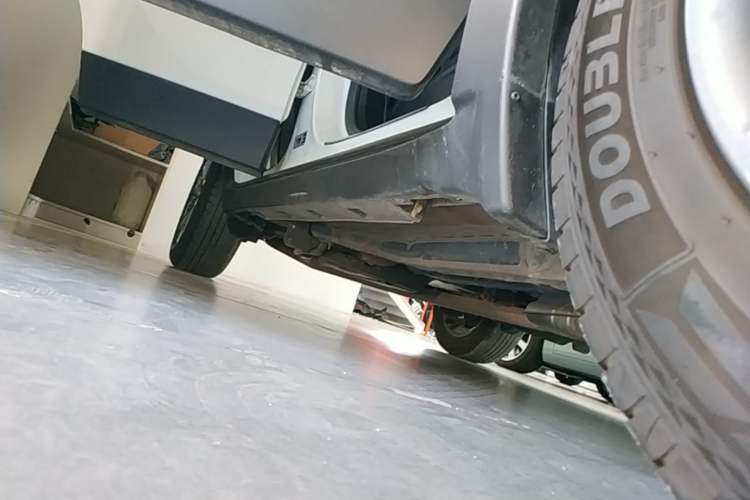 Used Buick Encore 2017 18T Automatic Two-Wheel Drive Urban Leading Model Right Side Sill