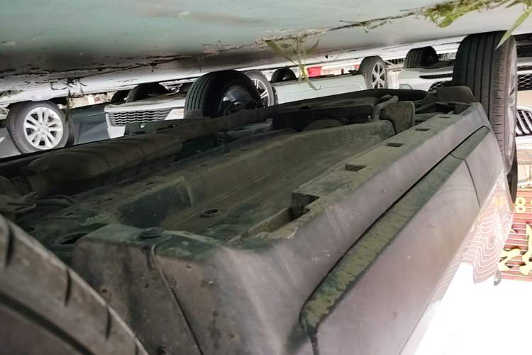Used Buick Encore 2017 18T Automatic Two-Wheel Drive Urban Fashion Model Right Side Sill
