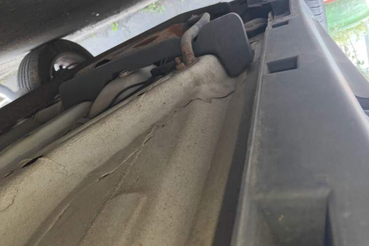 Used Buick Encore 2017 18T Automatic Two-Wheel Drive Urban Leading Model Right Side Sill