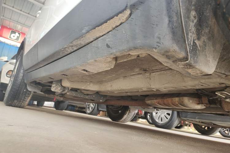 Used Buick Encore 2017 18T Automatic Two-Wheel Drive Urban Leading Model Right Side Sill