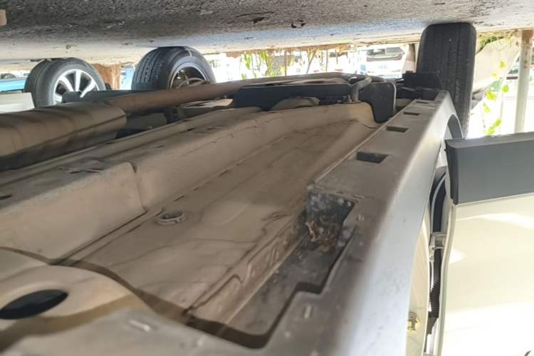 Used Buick Encore 2017 18T Automatic Two-Wheel Drive Urban Leading Model Right Side Sill