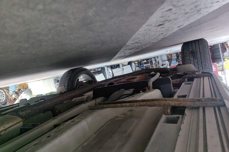 Used Buick Encore 2017 18T Automatic Two-Wheel Drive Urban Leading Model Right Side Sill
