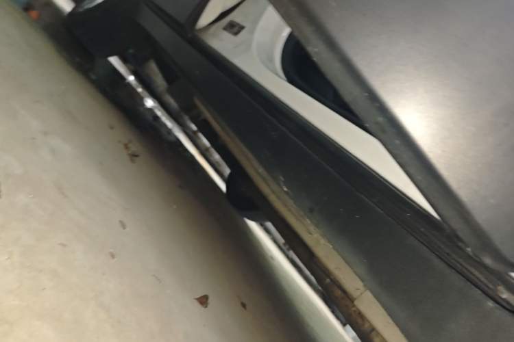 Used Buick Encore 2017 18T Automatic Two-Wheel Drive Urban Leading Model Right Side Sill