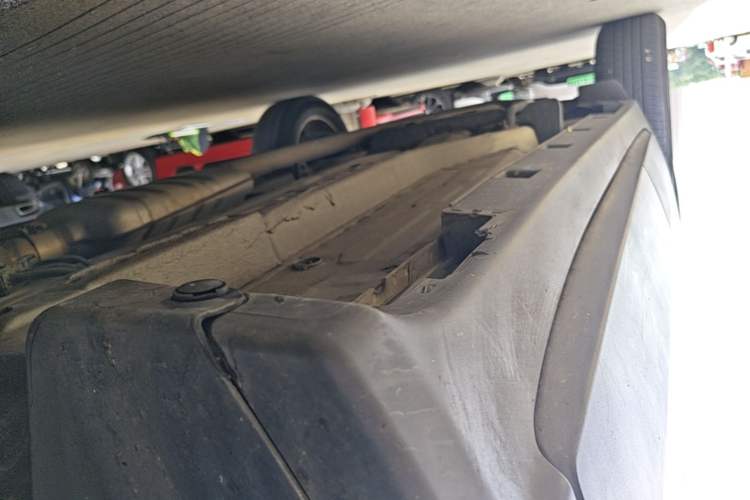 Used Buick Encore 2017 18T Automatic Two-Wheel Drive Urban Leading Model Right Side Sill