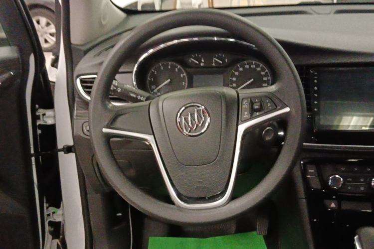 Used Buick Encore 2017 18T Automatic Two-Wheel Drive Urban Leading Model Steering Wheel
