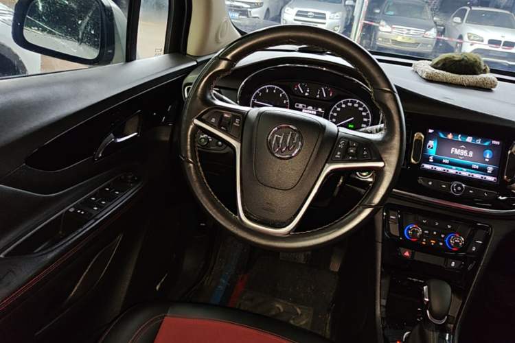 Used Buick Encore 2017 18T Automatic Two-Wheel Drive Urban Elite Model Steering Wheel