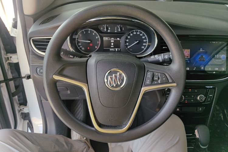 Used Buick Encore 2017 18T Automatic Two-Wheel Drive Urban Leading Model Steering Wheel