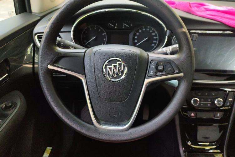 Used Buick Encore 2017 18T Automatic Two-Wheel Drive Urban Leading Model Steering Wheel