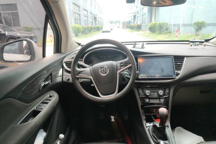 Used Buick Encore 2017 18T Manual Two-Wheel Drive Urban Advanced Version Steering Wheel